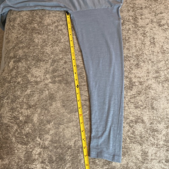 Artisans Placerville, CA unplug & unwind. Heathered blue size Small. {261} - Picture 7 of 8